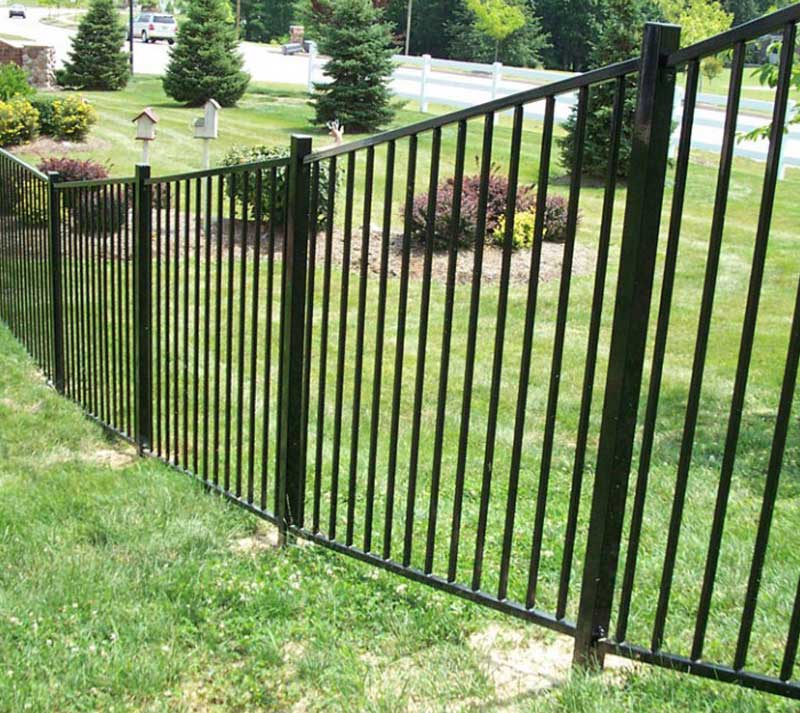 Rackable Metal Fence for Commercial